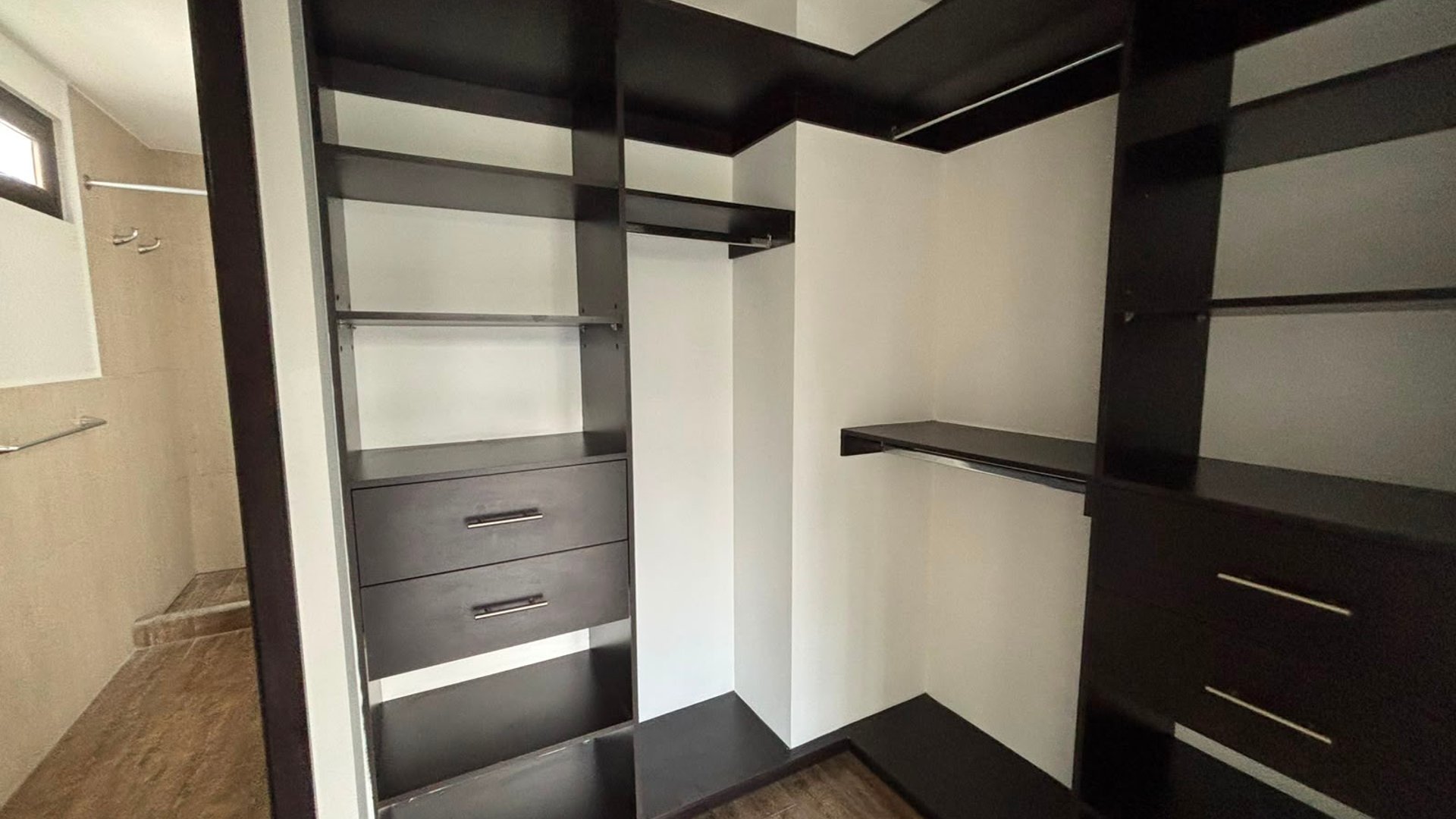 Apartamento en Alquiler Edificio Torre 360, zona 15 - Miniatura 6