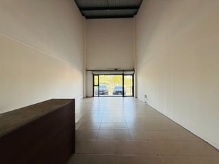 ALQUILER DE LOCAL COMERCIAL 50MT2 - KM 17.5 CES - 4