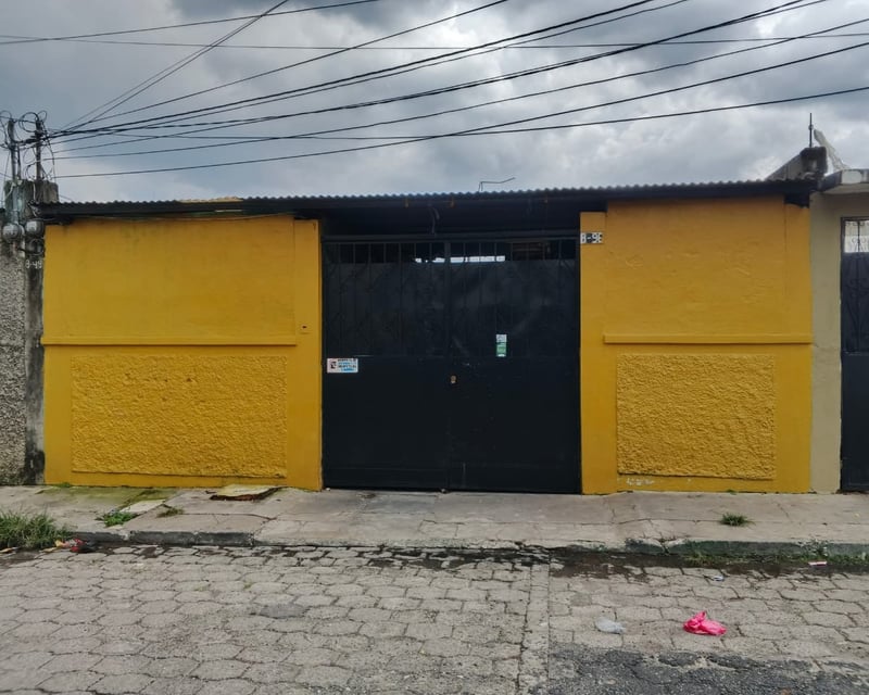 VENDO CASA CERCA DEL MERCADO VIEJO,VILLA NUEVA