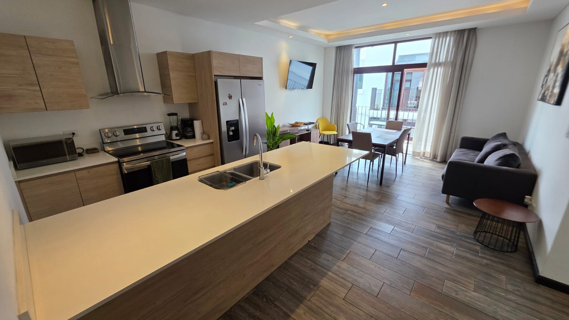 Apartamento amueblado en renta Lirios Cayala - 2 habitaciones Ref-5921 - Miniatura 2