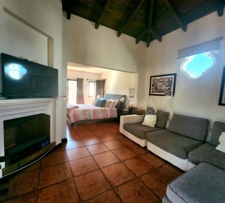 Hermosa casa de esquina en venta, castilla de Belen.