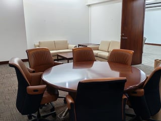 Oficina en Renta – Reforma 10 | Zona 10, Guatemala - Image 3