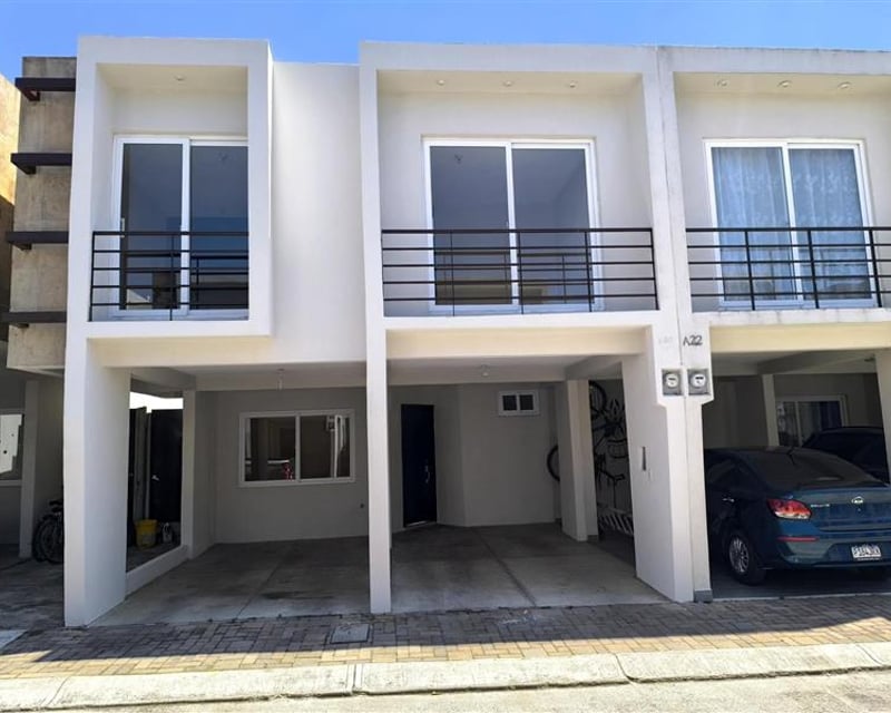 📍 CASA EN VENTA – 4 HAB | CONDOMINIO LA RESERVA | CAES KM 26.6