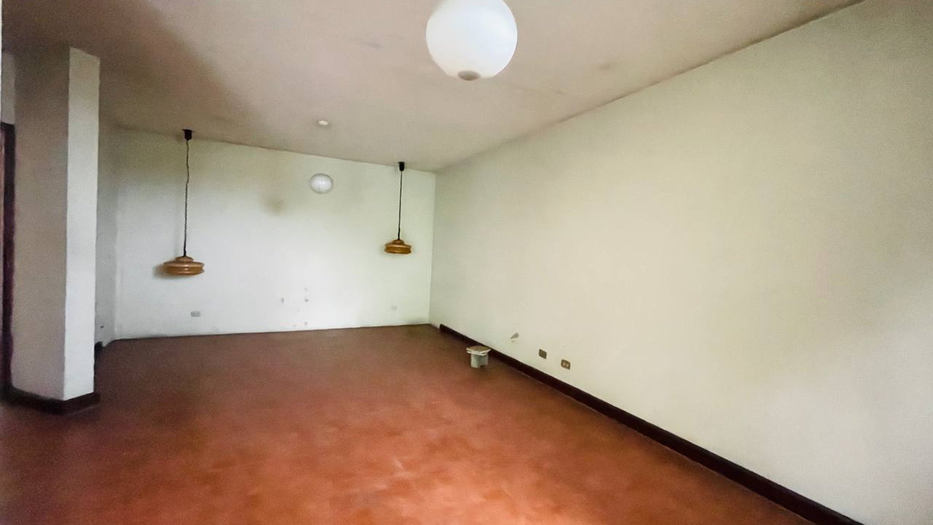 Casa en renta en 3ra avenida zona 2  - Miniatura 35