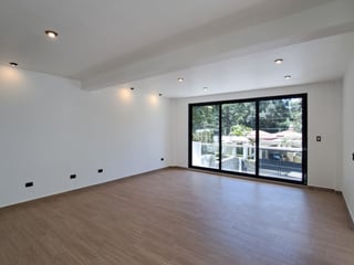 Moderna casa en venta en Terravista km 16.5 CAES - 5