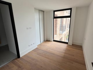 📍 APARTAMENTO EN RENTA – 3 HAB | EDIFICIO CÉNTRICO | ZONA 5 - 4