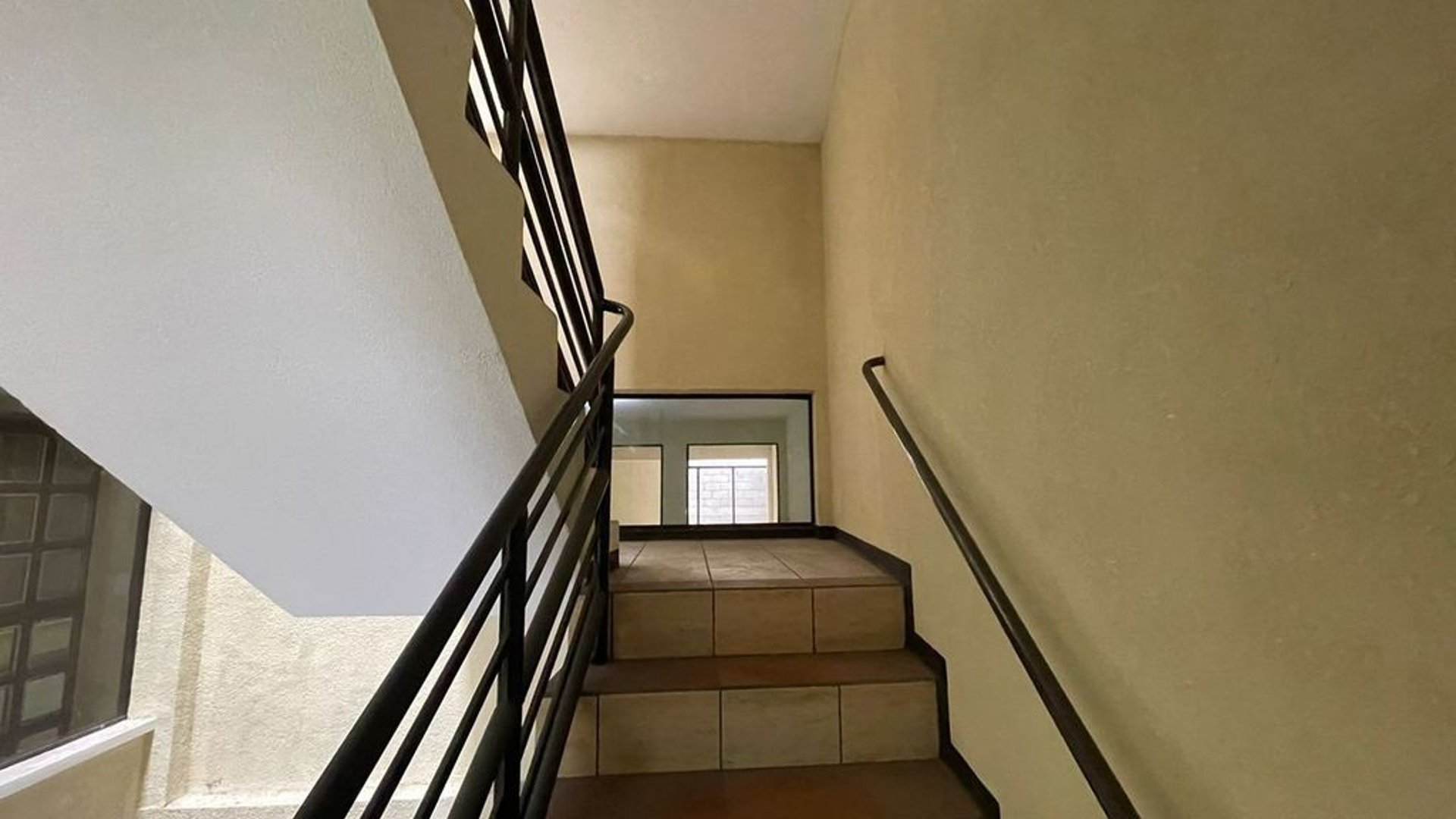 Local comercial en renta, en Zona 5 - Miniatura 3
