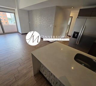 Apartamento en Renta de 3 dormitorios en zona 10