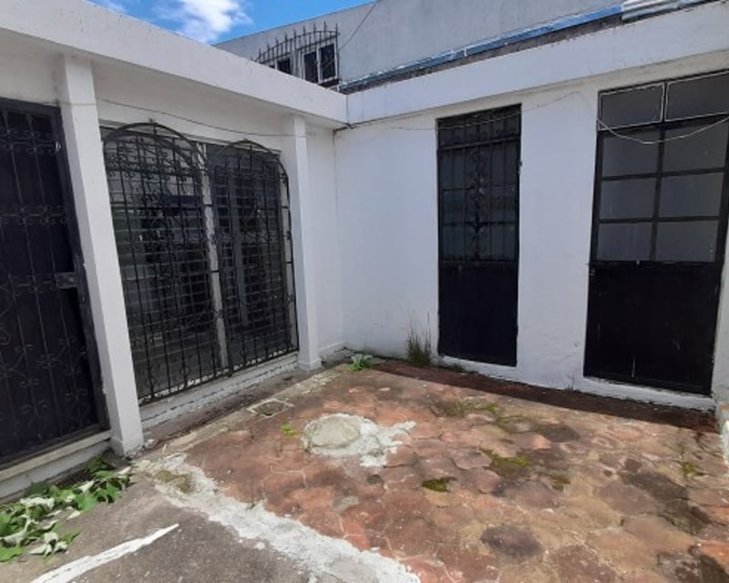 Casa de uso comercial en venta en Villa Linda II