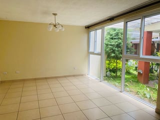CASA EN VENTA O RENTA EN ZONA 14 CONDOMINIO 5-13 EN LA VILLA - 3