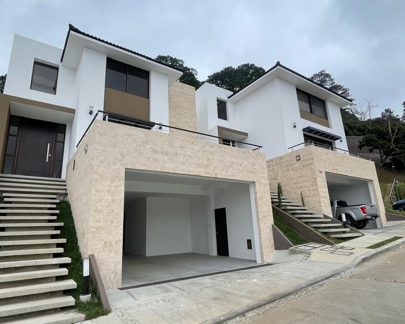 Casa en alquiler, Lomas de San Isidro zona 16