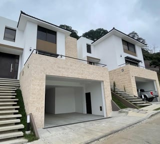 Casa en alquiler, Lomas de San Isidro zona 16