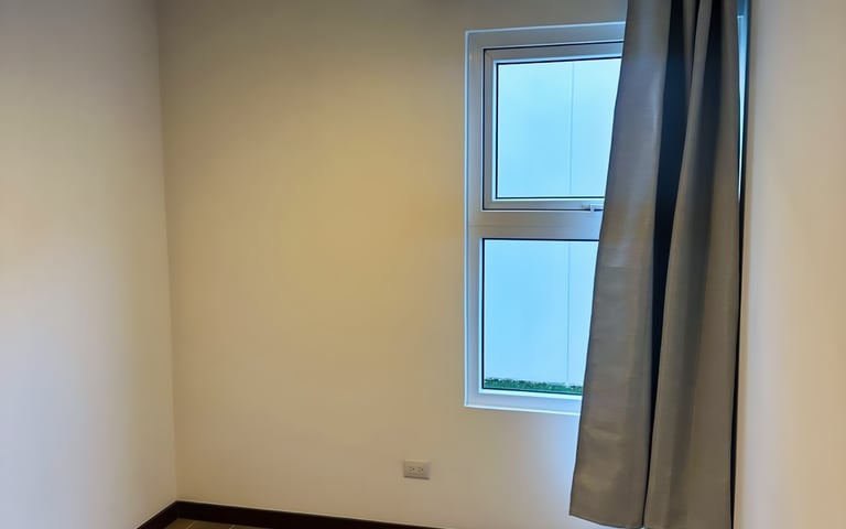 Apartamento nuevo con patio en primer nivel Edificio Santeli, Zona12 - Miniatura 2