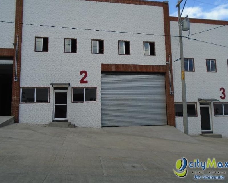 Ofibodega en Venta al final de Calzada Roosevelt