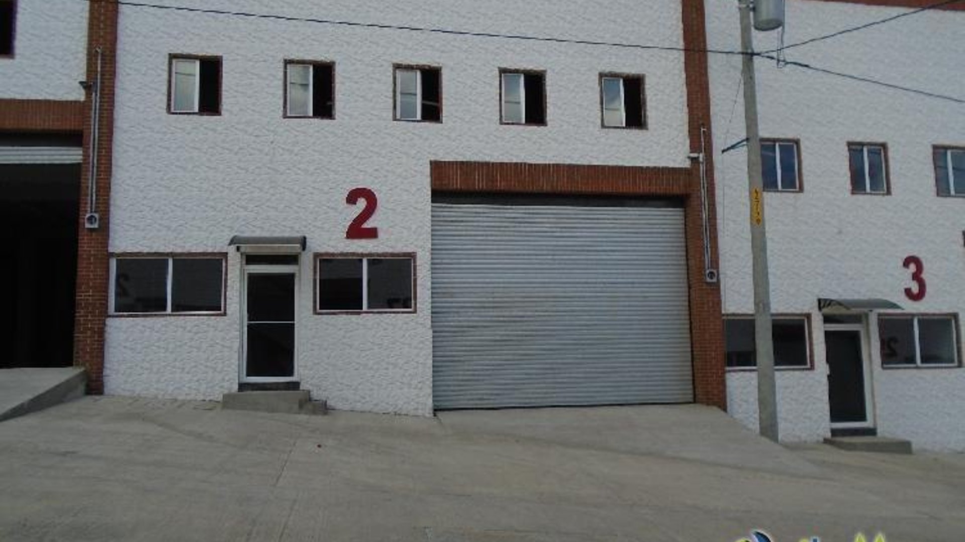 Ofibodega en Venta al final de Calzada Roosevelt