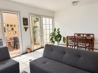 📍 CASA EN VENTA – 3 HAB + ESTUDIO + PATIO | LA VILLA | ZONA 14 - 2