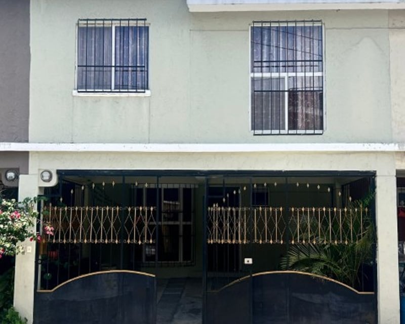 Casa en Venta Prados del Tabacal 2 Zona 5 Villa Nueva