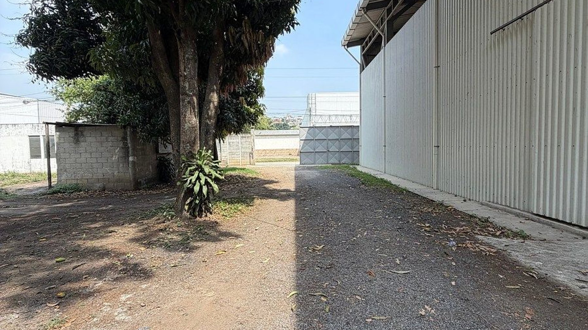 Bodega Industrial en VENTA – Sector VAS / Villa Nueva - Miniatura 27