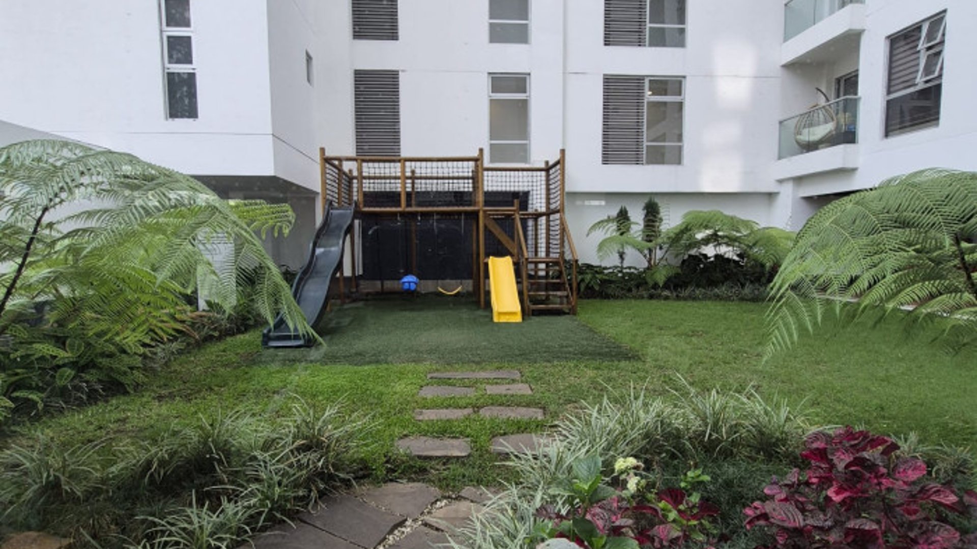 Apartamento en venta en zona 10 - Miniatura 13