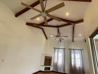 Exclusiva Casa en Club Residencial Los Franciscanos en Renta Antigua - 3
