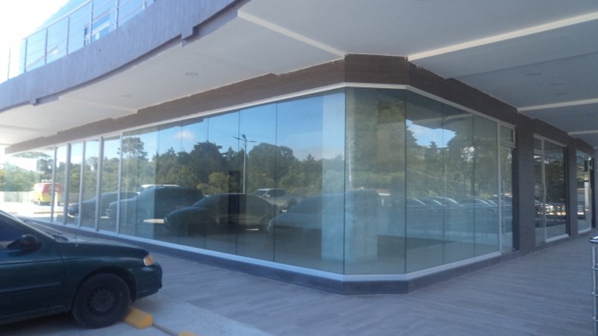 Alquilo Oficina con 86.20m2 en Carretera El Salvador - Miniatura 4