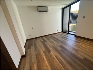 3 Bedroom Apartment for Rent in Zona 10, Guatemala City - Image 1
