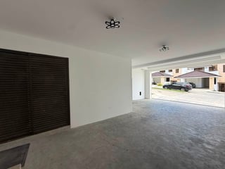 Exclusiva Casa de 4 Dormitorios en Renta - zona 16 Lomas de San Isidro - Guatemala - 5