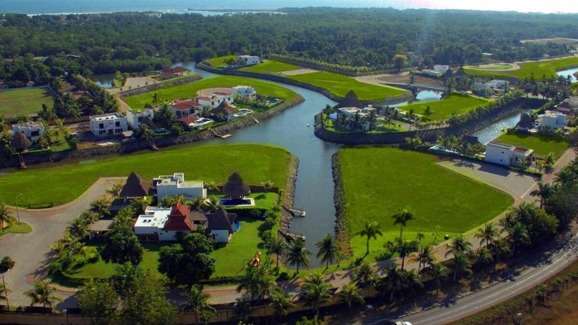 Lotes en Venta – Condominio Pérgolas del Mar, Km 118 hacia Iztapa