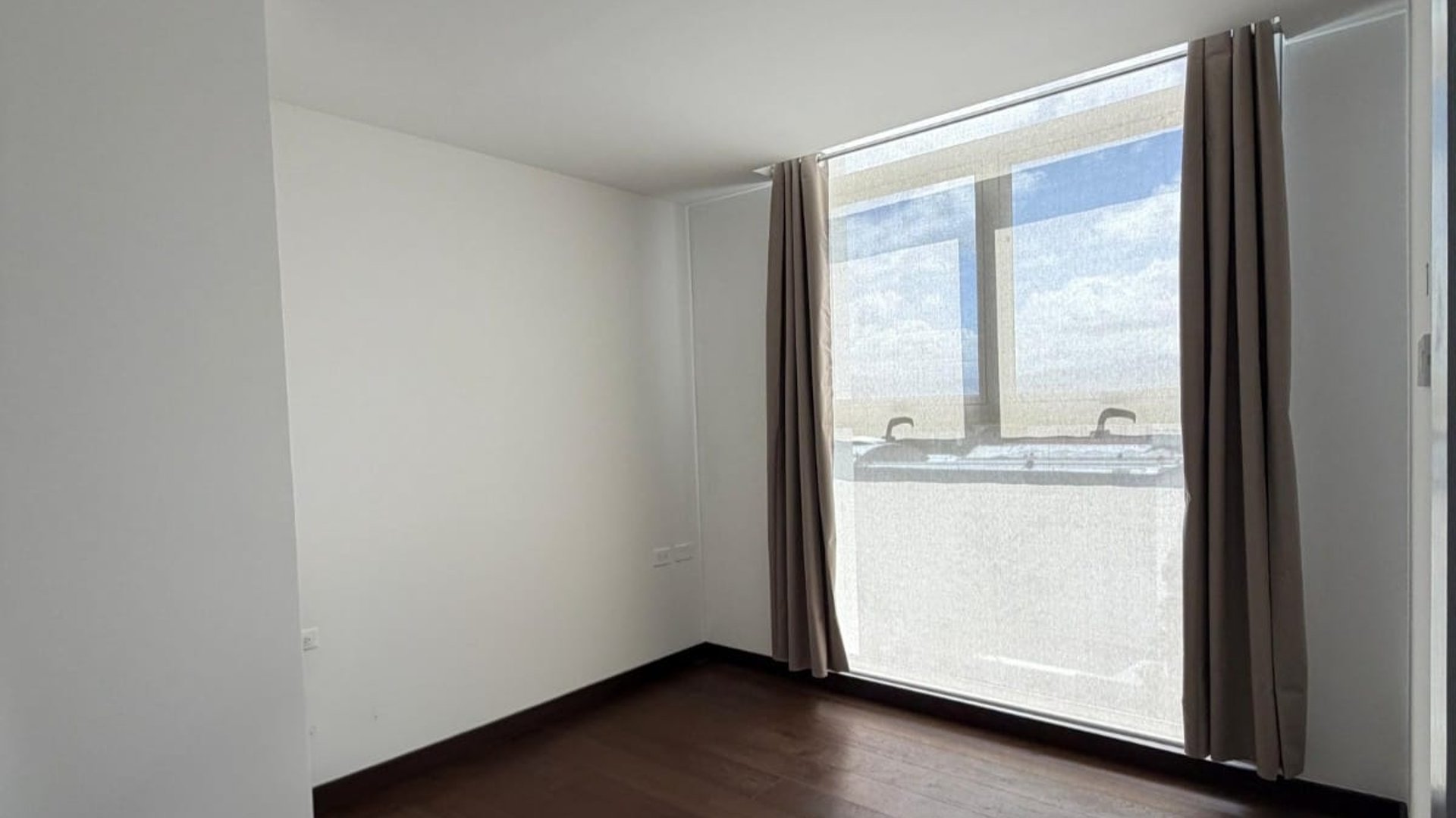 ???? APARTAMENTO NUEVO EN RENTA – 2 HAB | EDIFICIO ATARAH | ZONA 10 - Miniatura 6