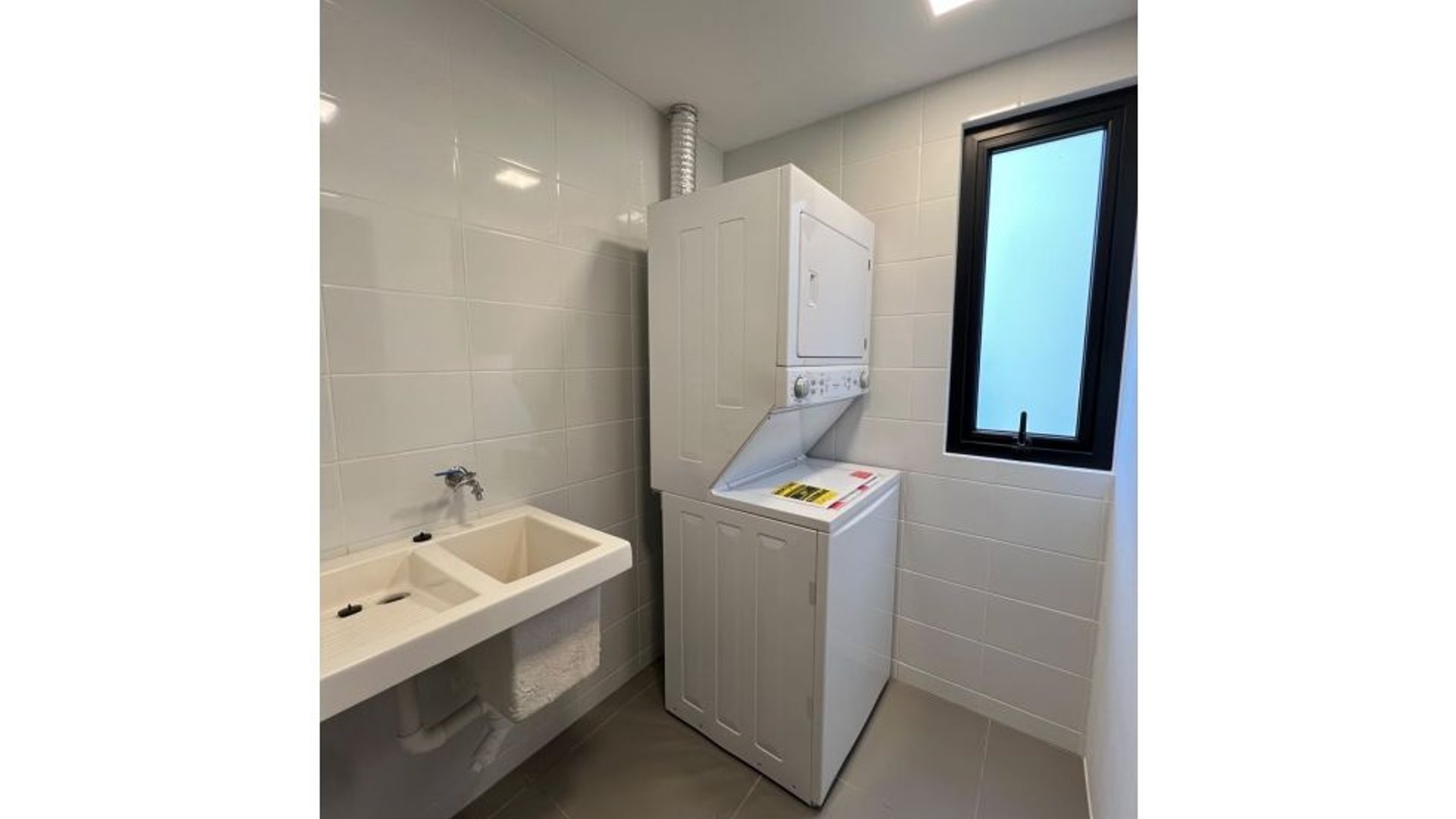 ???? APARTAMENTO EN RENTA – 2 HAB + LÍNEA BLANCA | AILÉ | ZONA 13 - Miniatura 11