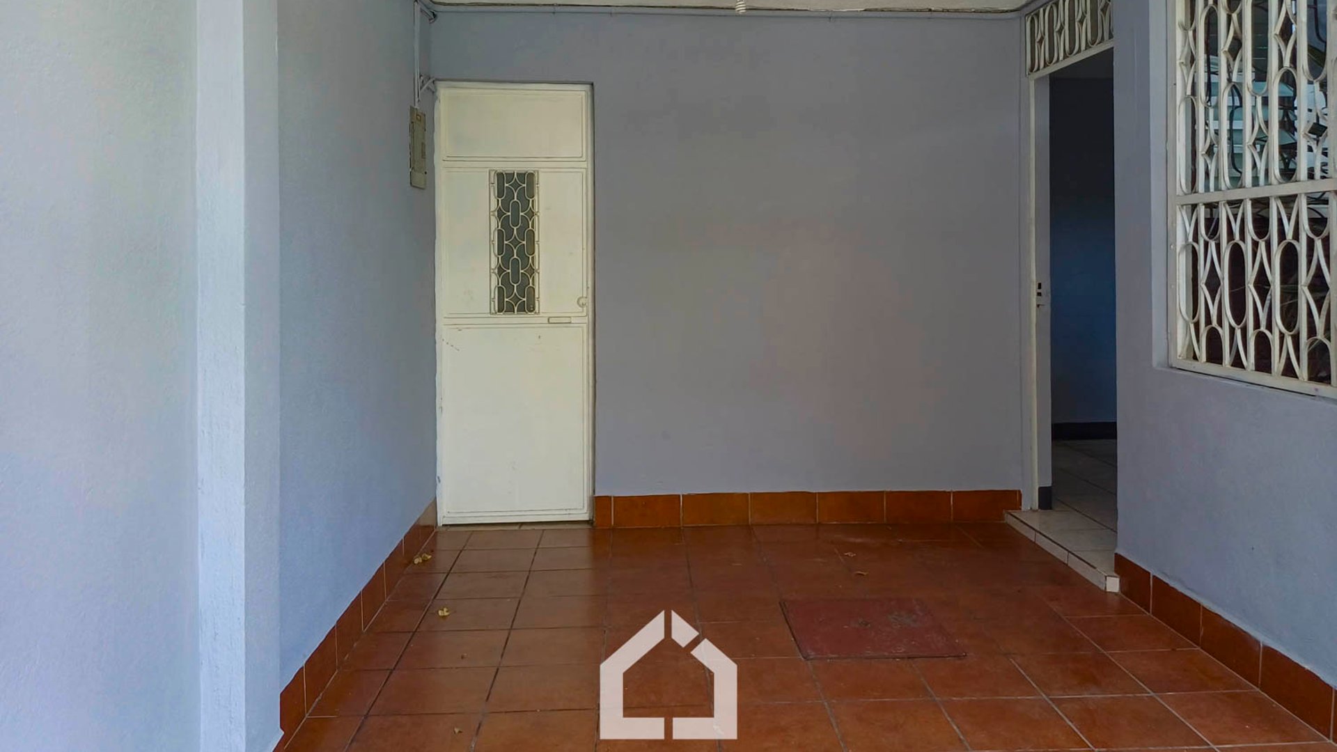 Apartamento de 3 habitaciones en renta Colonia Utatlán I zona 7