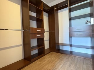 Apartamento en Alquiler – Edificio Albero 15, Zona 15 (Vista Hermosa II) - Image 4