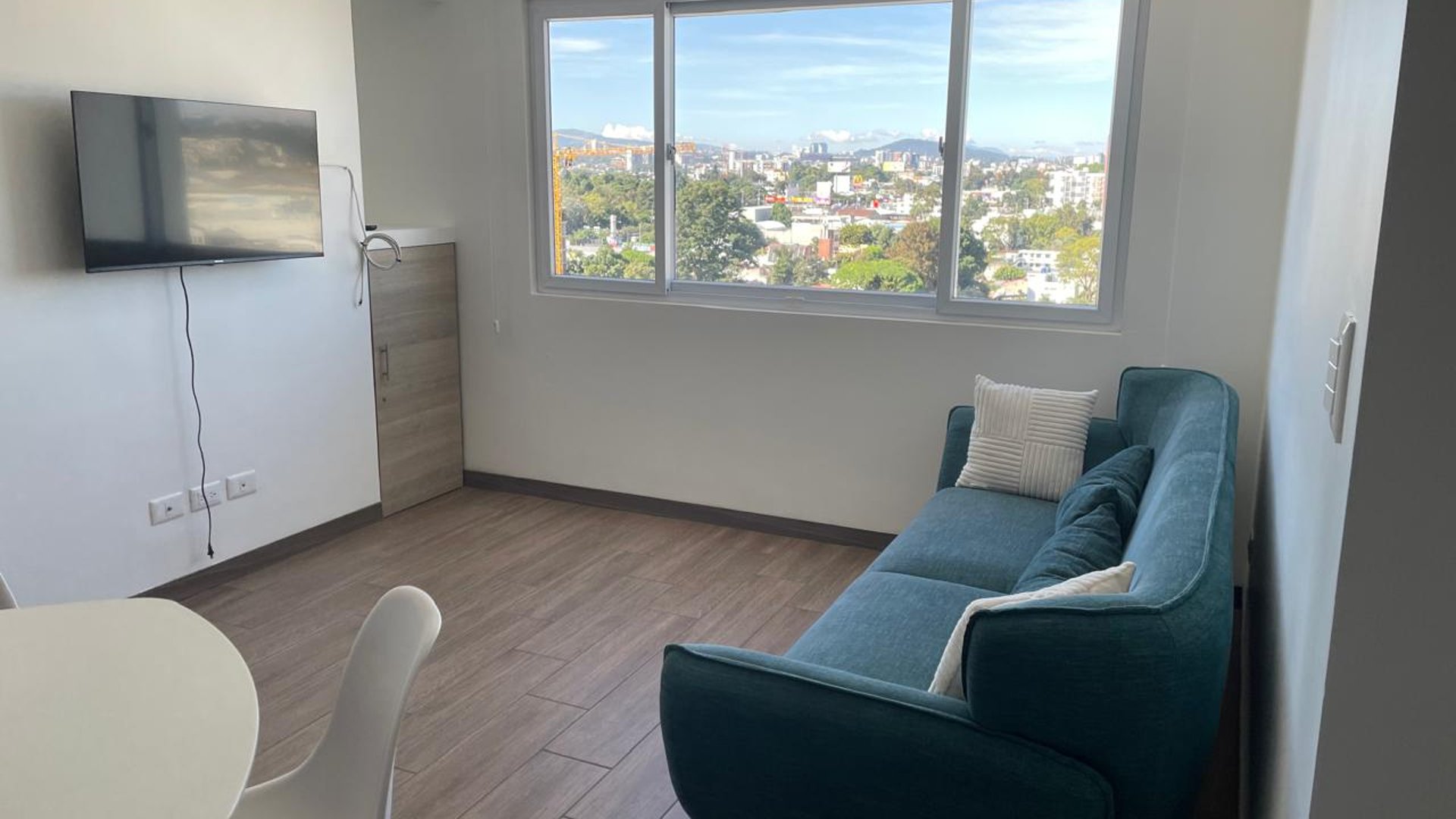 ???? APARTAMENTO AMUEBLADO EN RENTA – 2 HAB | EDIFICIO VISTARES | Z. 12 - Miniatura 3
