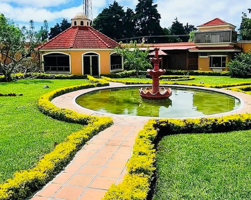 Vendo Casa Espectacular en Colinas de Andalucía Km 18.4 CAES