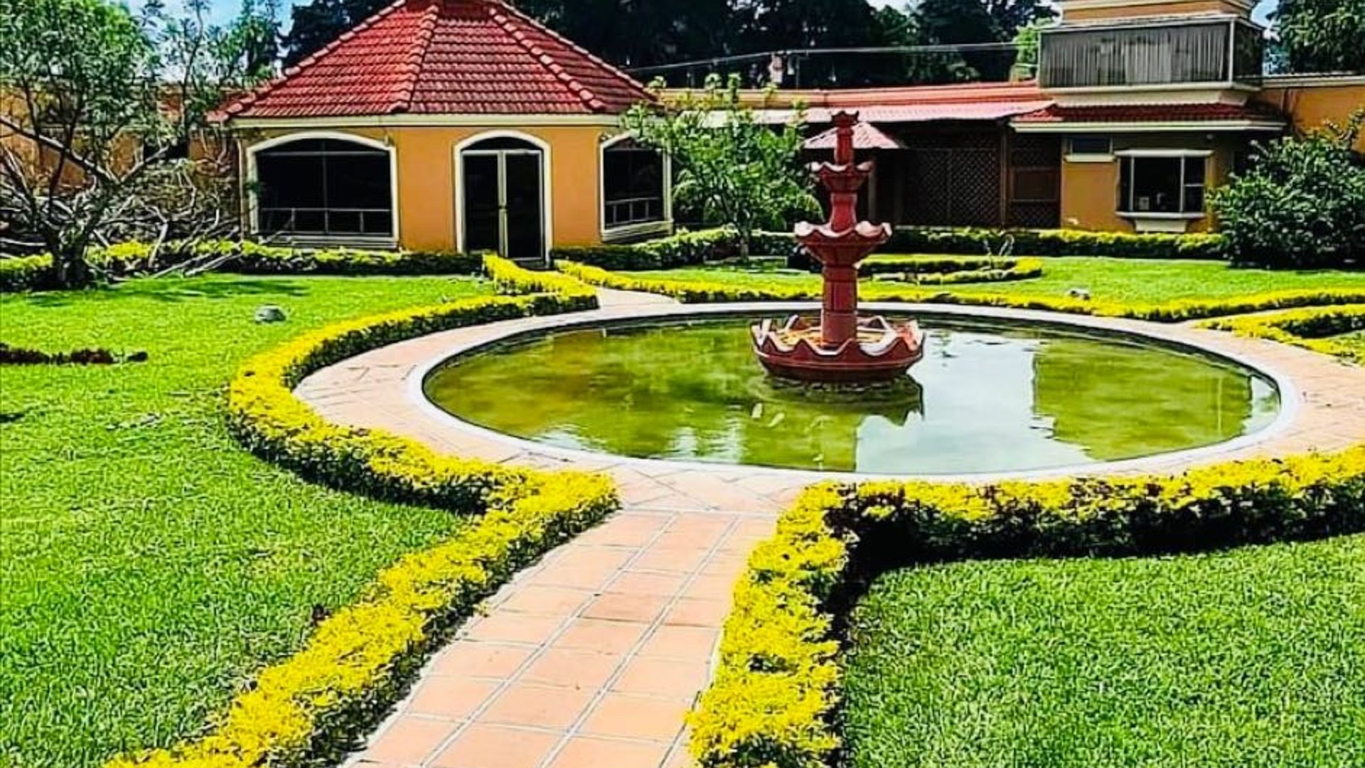 Vendo Casa Espectacular en Colinas de Andalucía Km 18.4 CAES