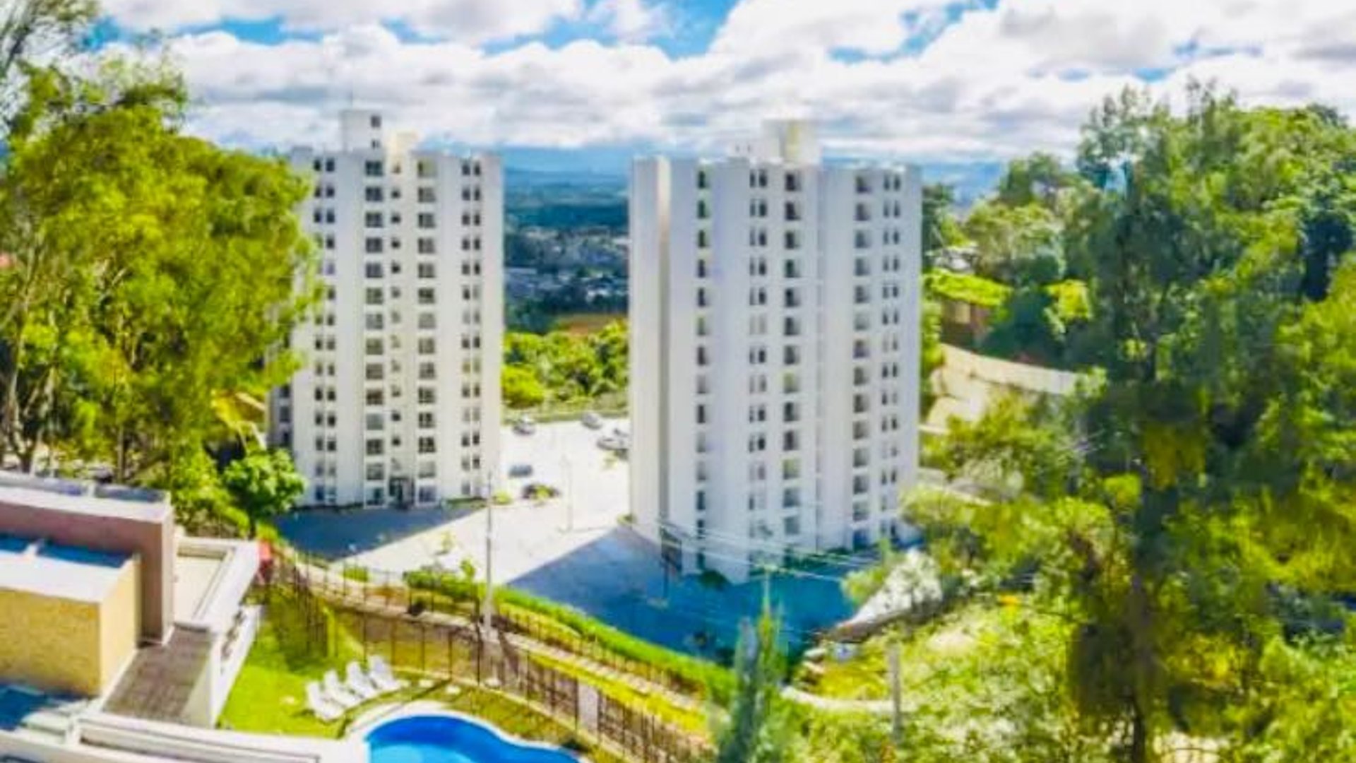 Apartamento  Amueblado en Venta en Alta Villa El Naranjo - Image 1
