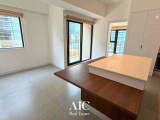 APARTAMENTO AMPLIO Y MUY BIEN UBICADO 2 HABITACIONES ZONA 10 EDIF. BONADIEZ - 2