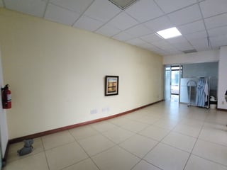 Oficina en venta o renta en Muxbal Guatemala - 3