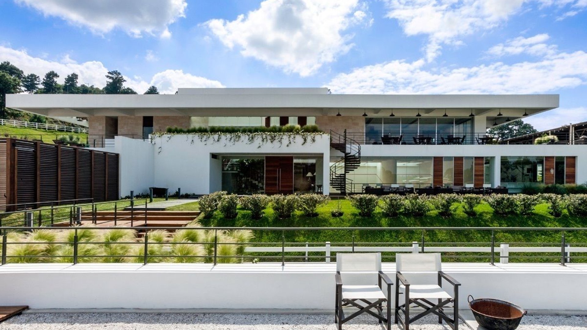 Terreno en venta en el Pulte Equestre, zona 16