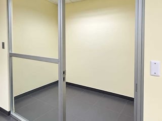 OFICINA REMODELADA EN VENTA 📍 Edificio Europlaza, Zona 14 - 4