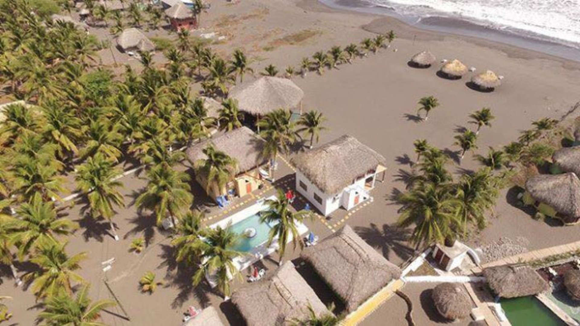 Hermoso Terreno Hotel en las Lisas Barra del Jiote - Miniatura 19