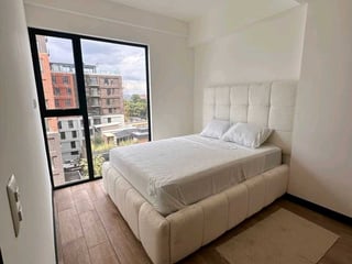 APARTAMENTO EN VENTA 📍 Edificio Senseti, zona 10 - Image 6