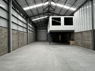Bodega en Renta en Villa Canales, Guatemala - 375m² - 3