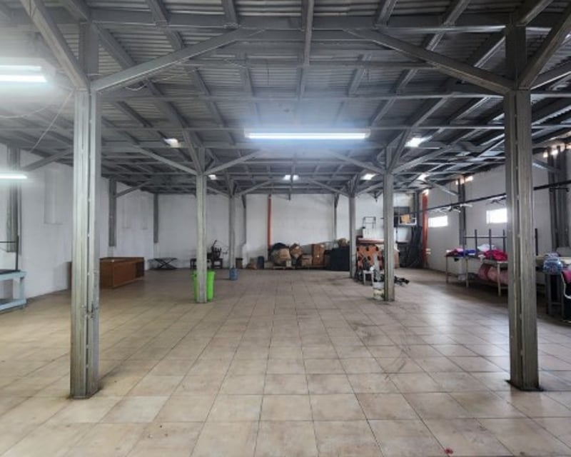 Bodega u Oficina en Renta San Cristóbal 2 do. Nivel