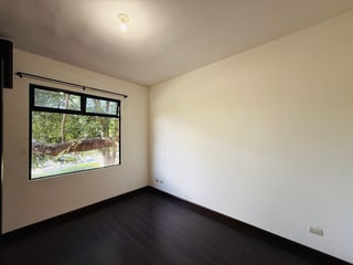 ALQUILER DE LINDO APARTAMENTO - VILLA TIEPOLO, KM 18.5 CES - 5