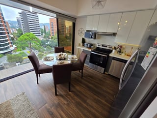 Apartamento amueblado de 1 habitacion en renta en zona 10 Ref-5291 - 4