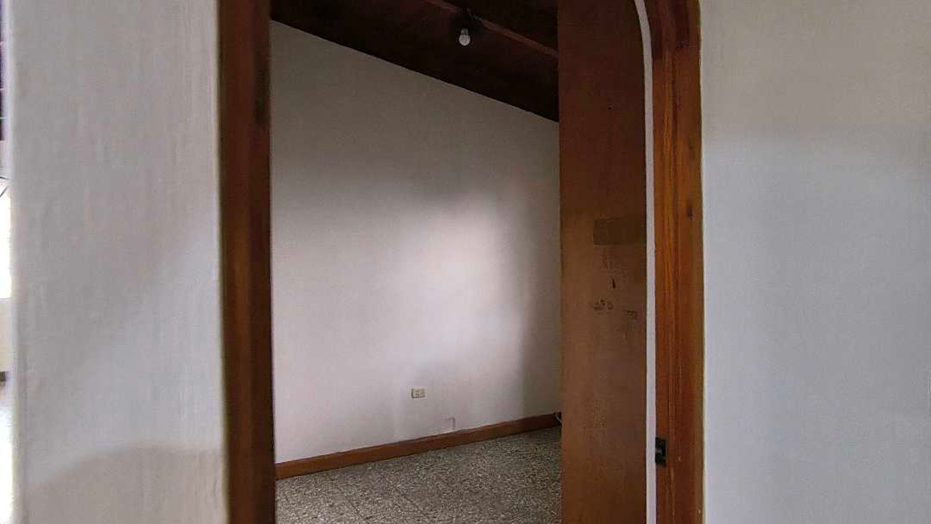 Alquilo Amplio Apartamento en Jardines de la Asuncion zona 5 - Miniatura 8