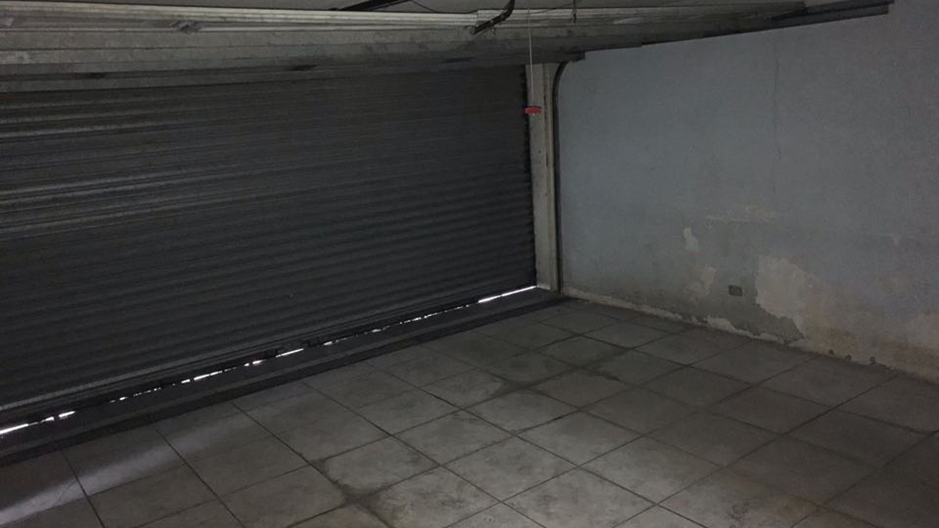 EDIFICIO DE CUATRO NIVELES  EN VENTA EN ZONA 5,.Excelente Ubicación . - Miniatura 4