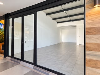 Local comercial en renta , Zona 10 - 5