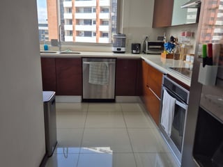 Apartamento en renta de 3 habitaciones y linea blanca Z14 Ref-5423 - Image 3